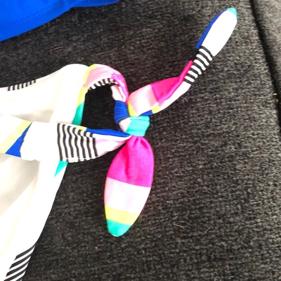 Bikini - Picture 3 of 6